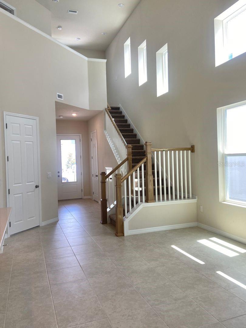 Image 4 of 28 For 28613 Cozy Creek Drive