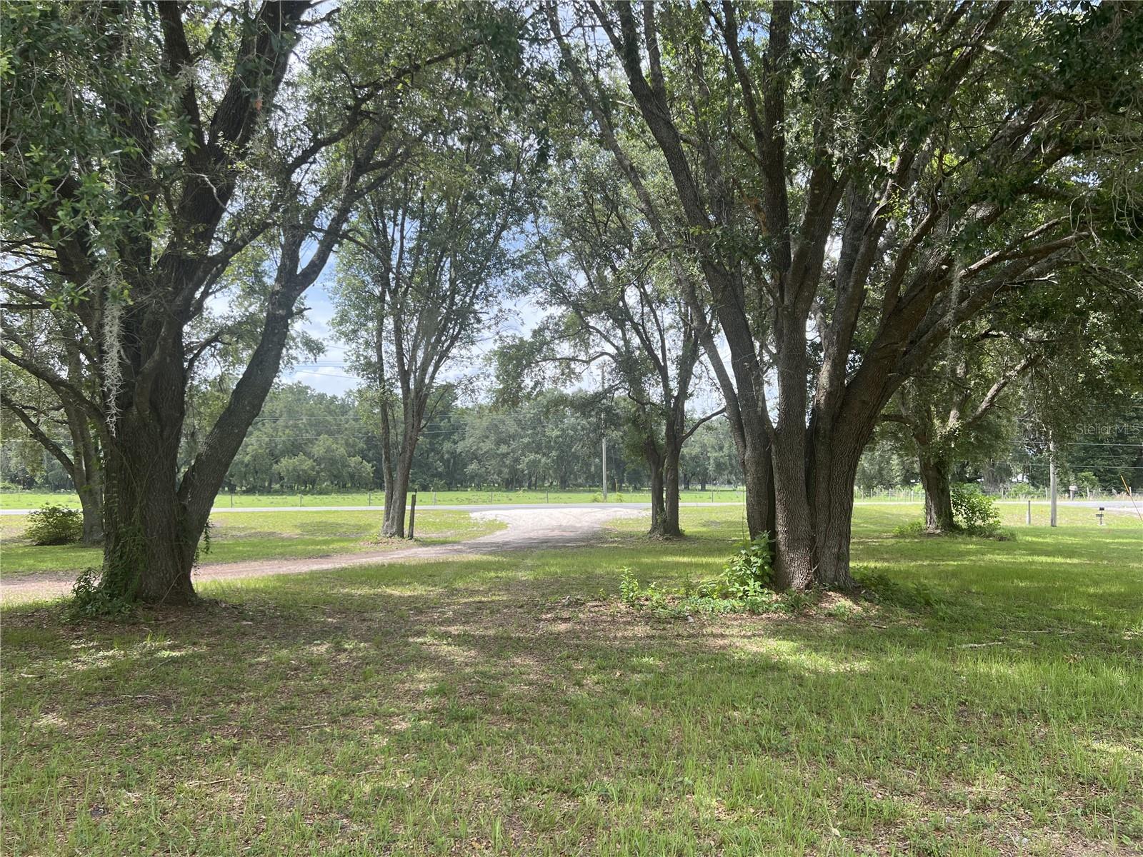 Image 47 of 48 For 2777 Cr 673  