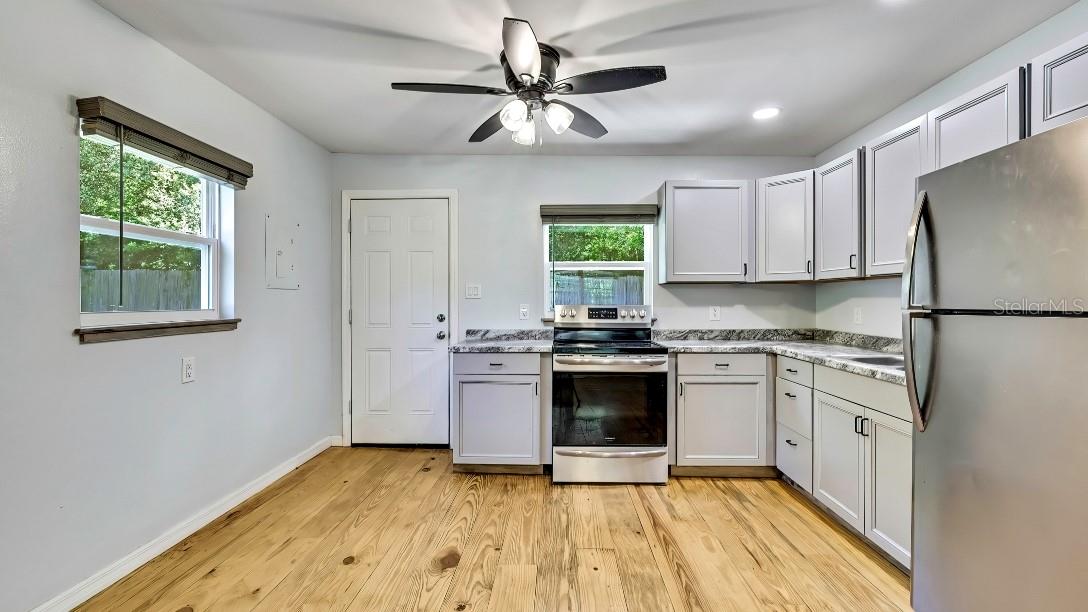 Image 10 of 52 For 7959 Jonke Court