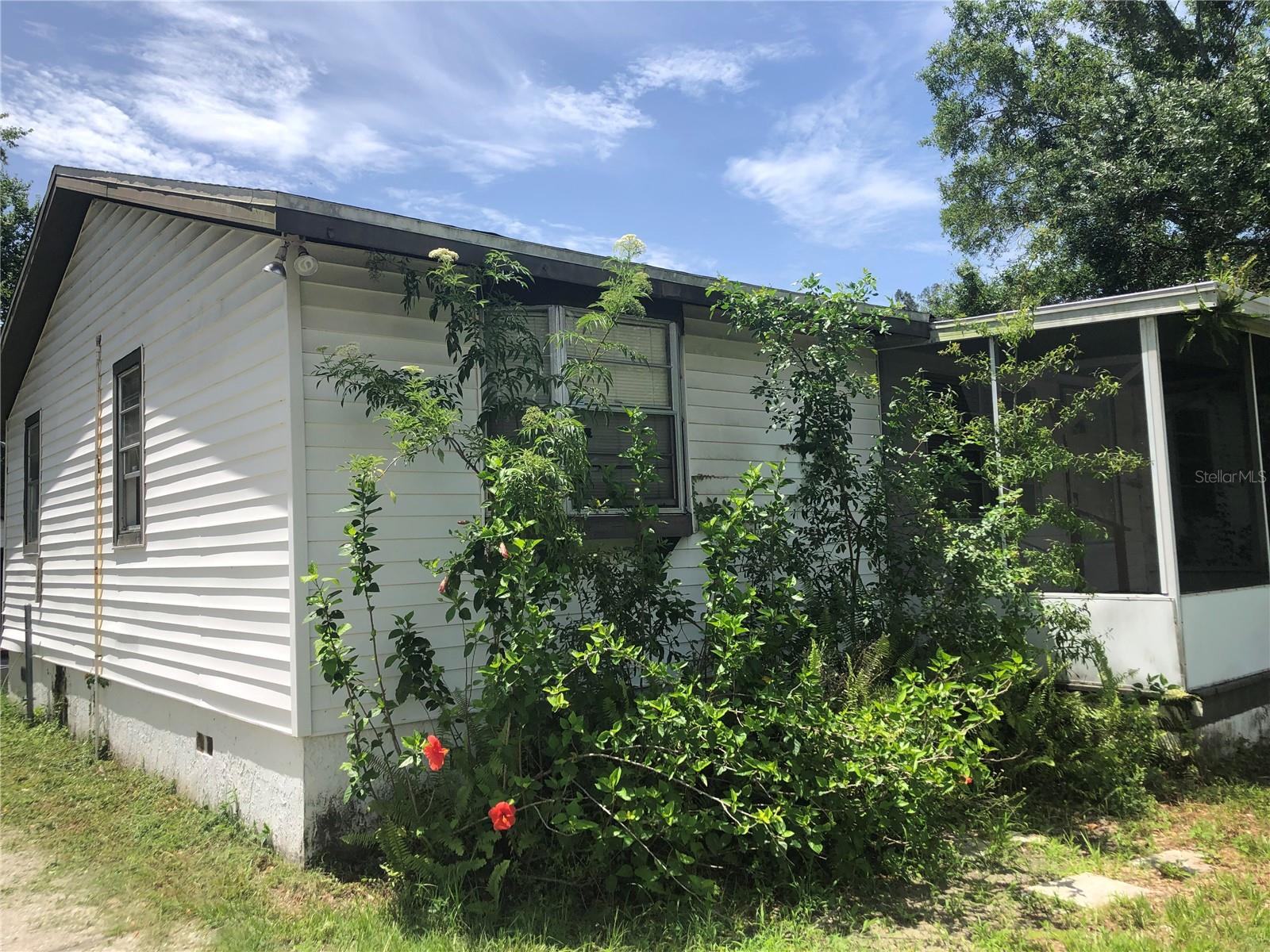 Image 4 of 30 For 6403 Elliot Drive