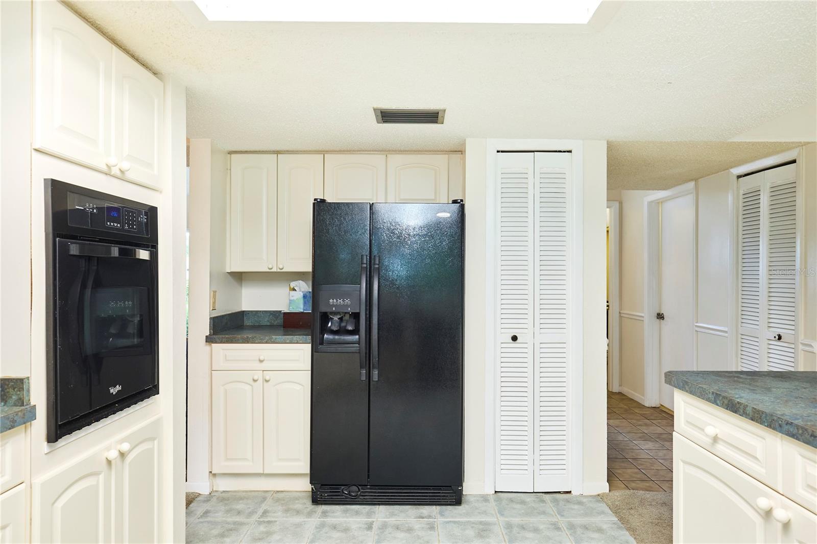 Image 18 of 55 For 15917 Dover Cliffe Drive