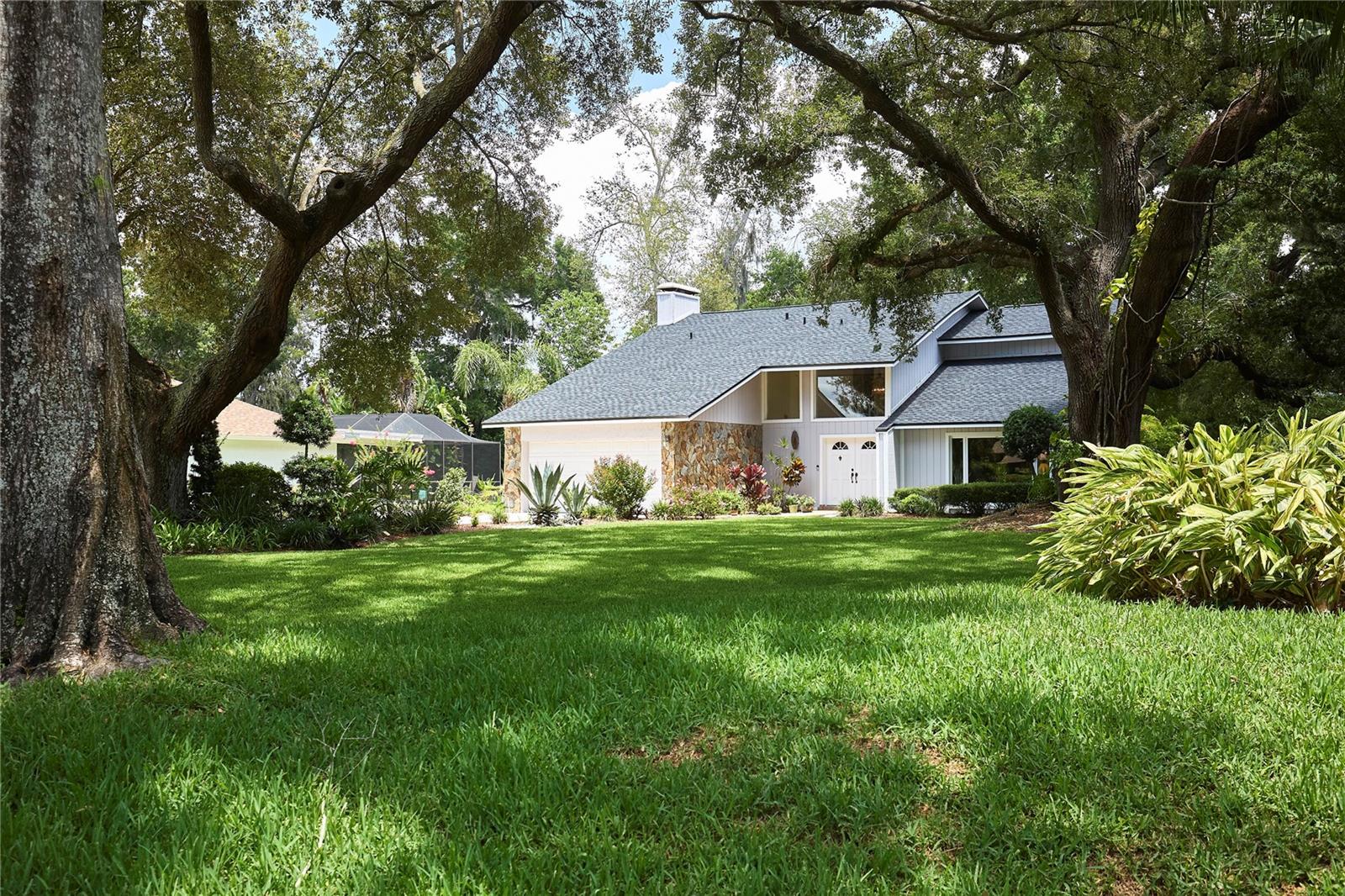 Image 2 of 55 For 15917 Dover Cliffe Drive