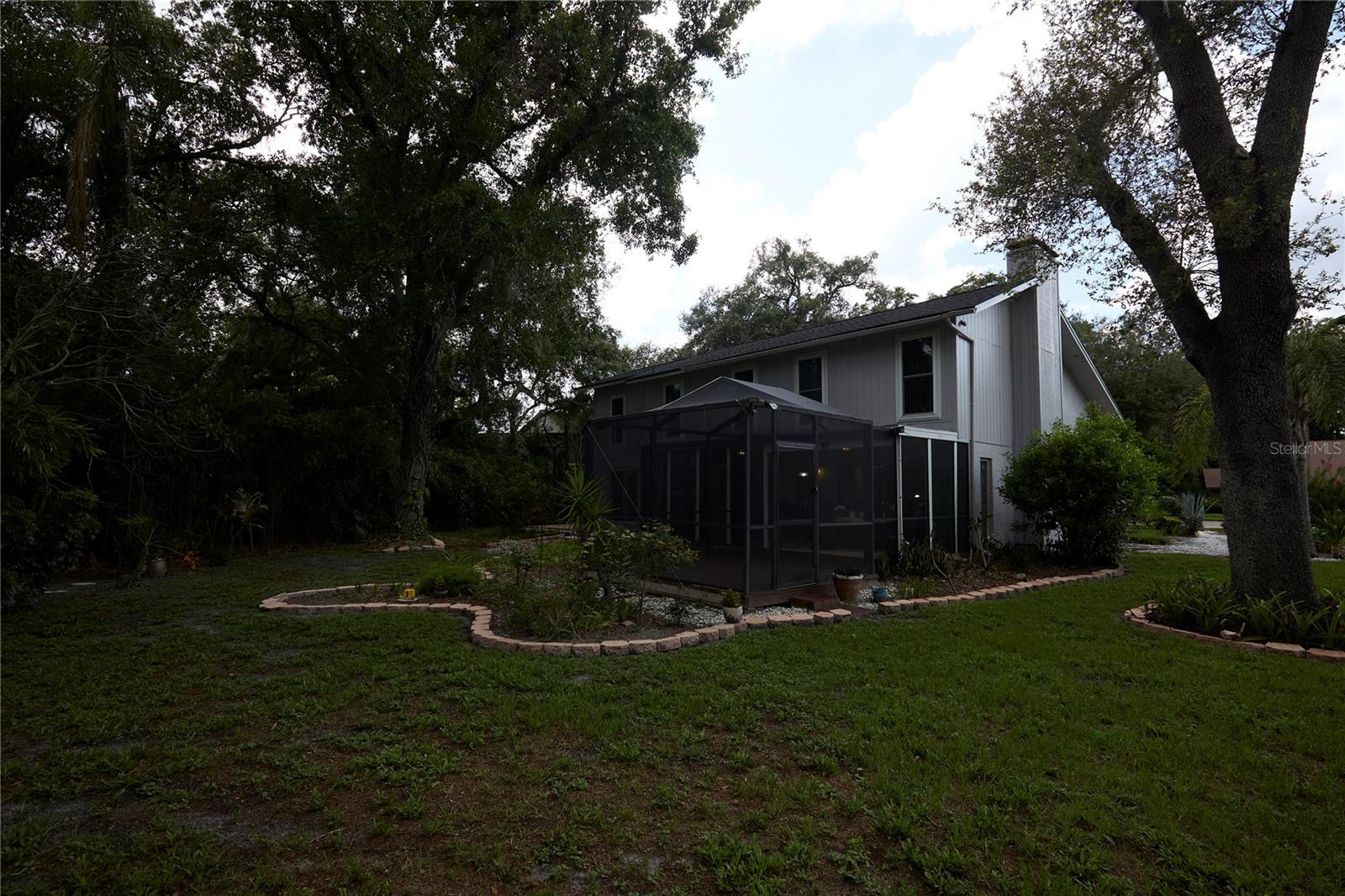 Image 21 of 55 For 15917 Dover Cliffe Drive