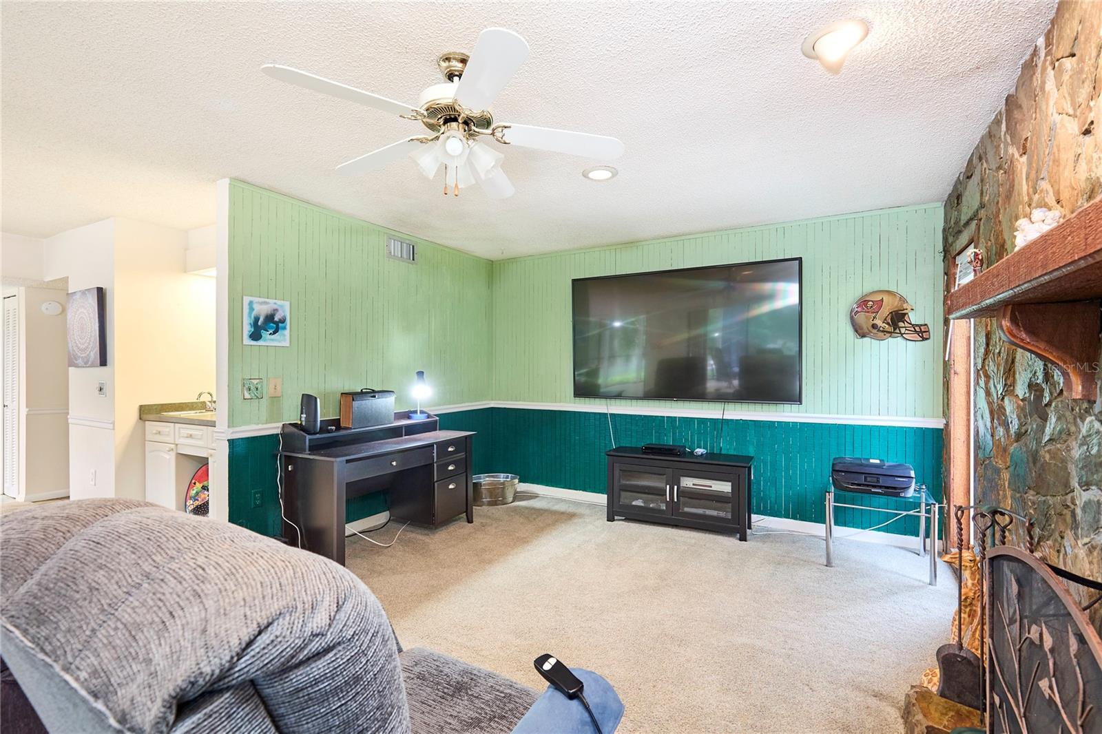 Image 34 of 55 For 15917 Dover Cliffe Drive