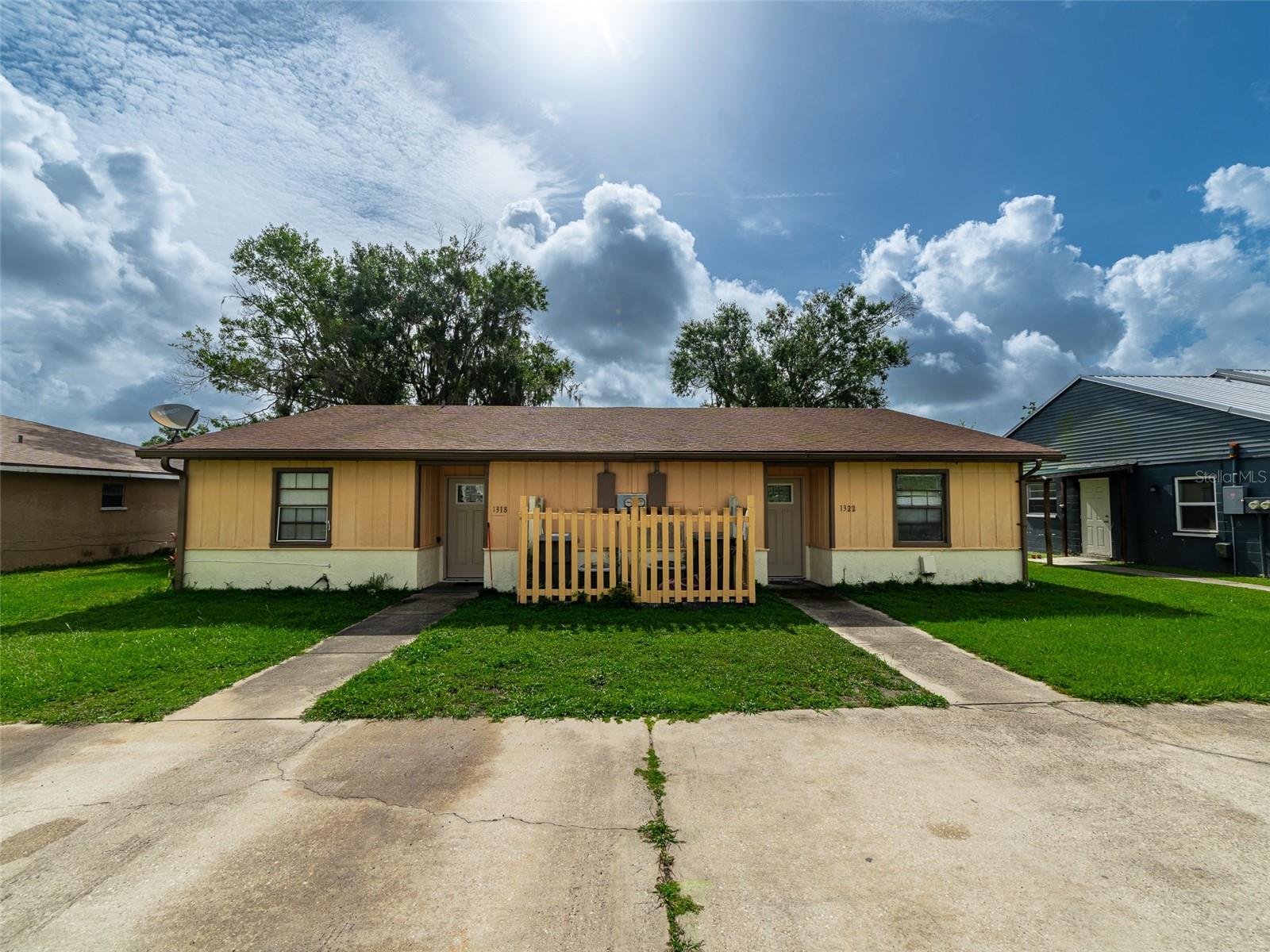 Details for 1318 Fairway Drive, LAKELAND, FL 33801