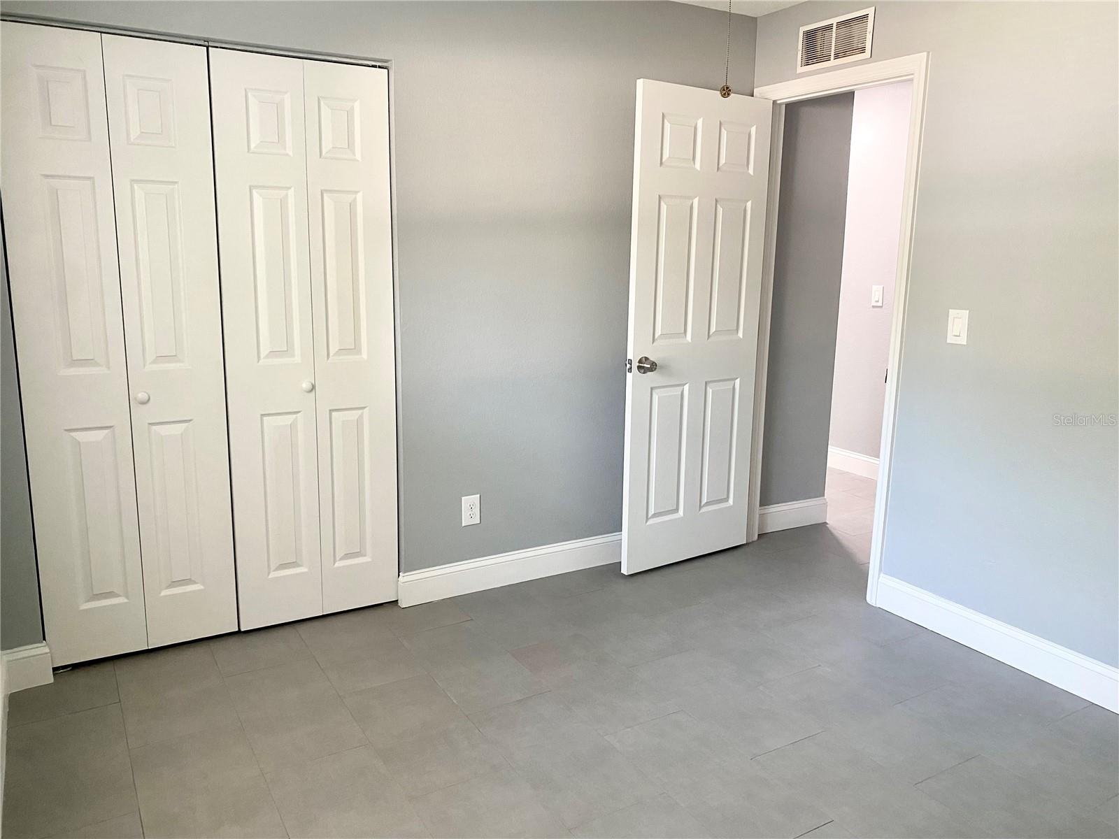 Image 11 of 37 For 8433 Somerset Drive