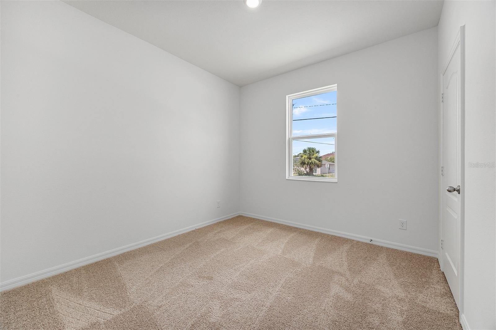 Image 14 of 17 For 247 Big Sioux Drive