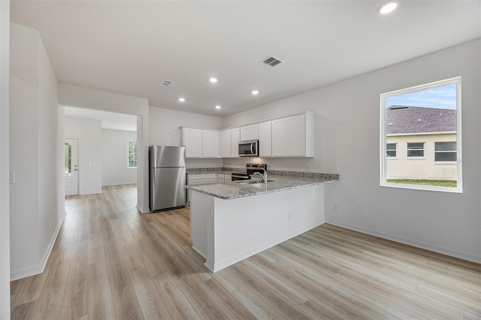 Image 4 of 17 For 247 Big Sioux Drive