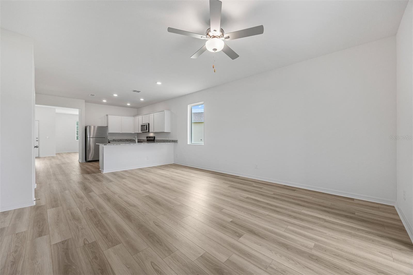 Image 8 of 17 For 247 Big Sioux Drive