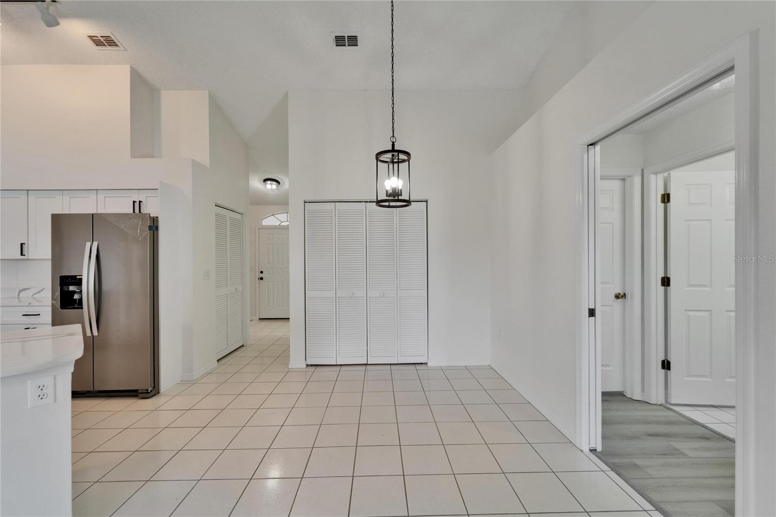Image 16 of 70 For 916 48th Street Drive E