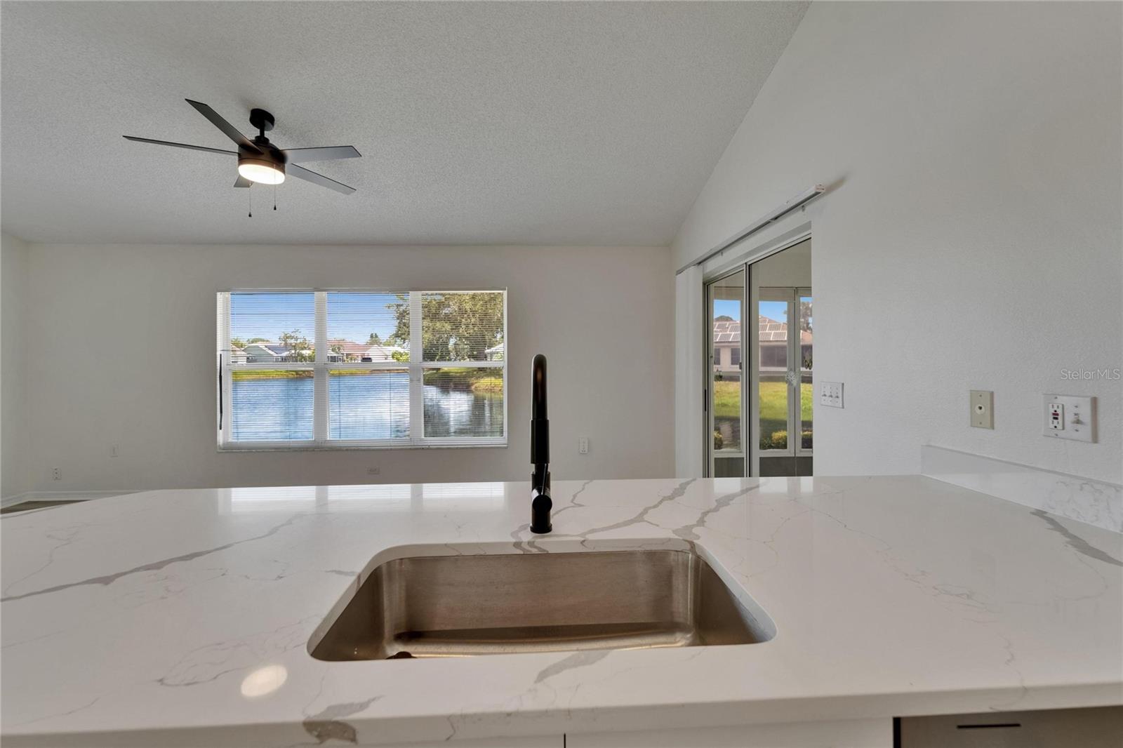 Image 26 of 70 For 916 48th Street Drive E