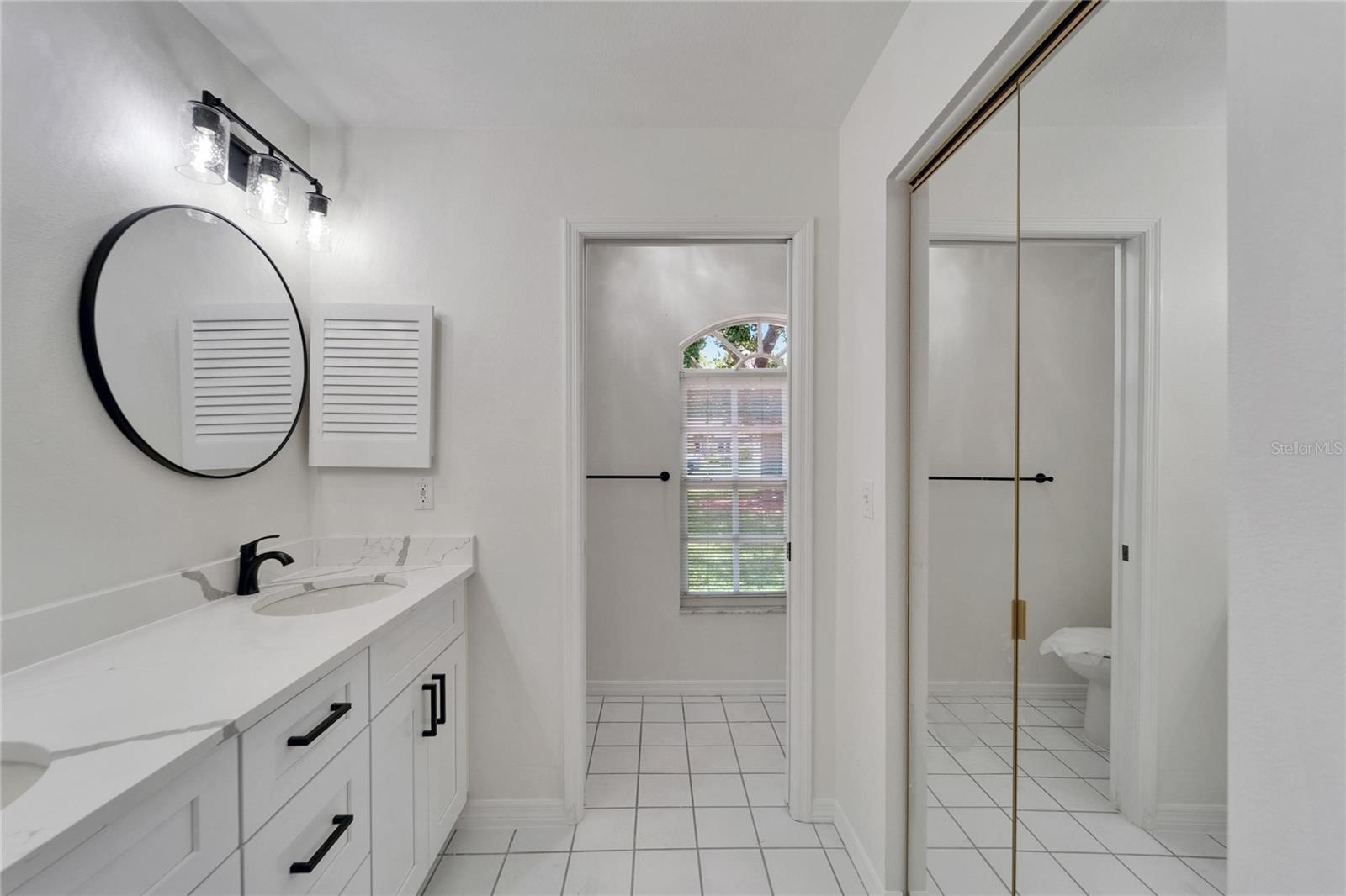 Image 33 of 70 For 916 48th Street Drive E