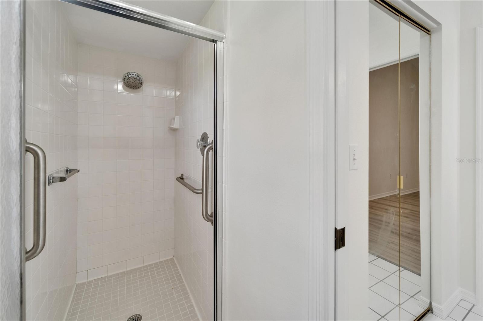 Image 37 of 70 For 916 48th Street Drive E
