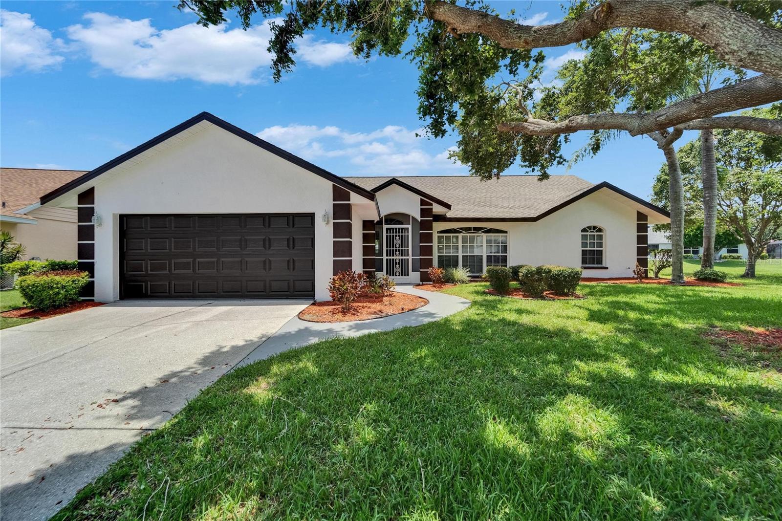 Image 4 of 70 For 916 48th Street Drive E