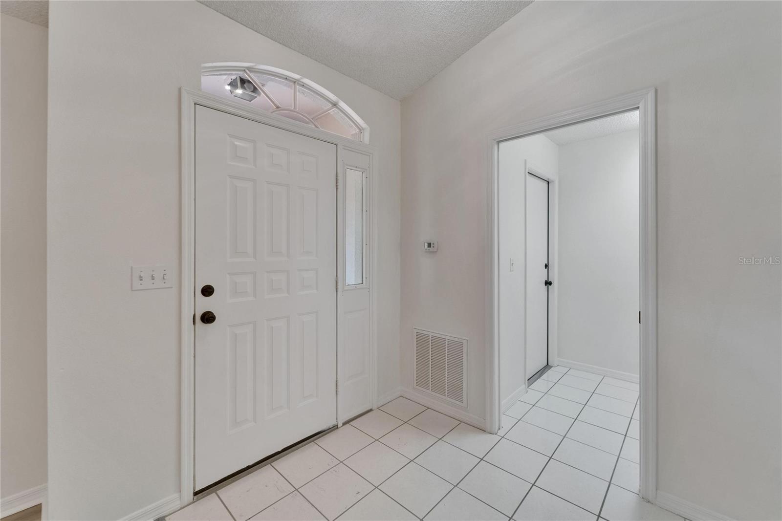 Image 8 of 70 For 916 48th Street Drive E