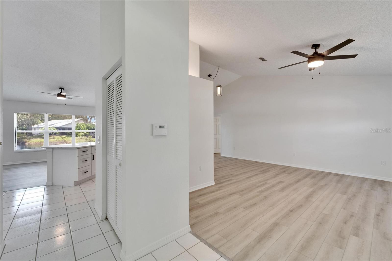 Image 9 of 70 For 916 48th Street Drive E