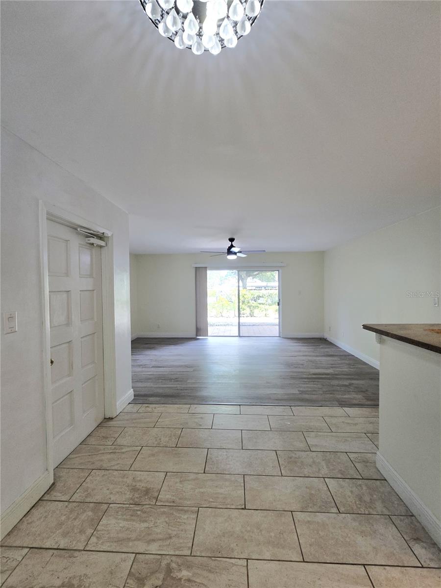 Image 10 of 42 For 8300 Bardmoor Boulevard 110