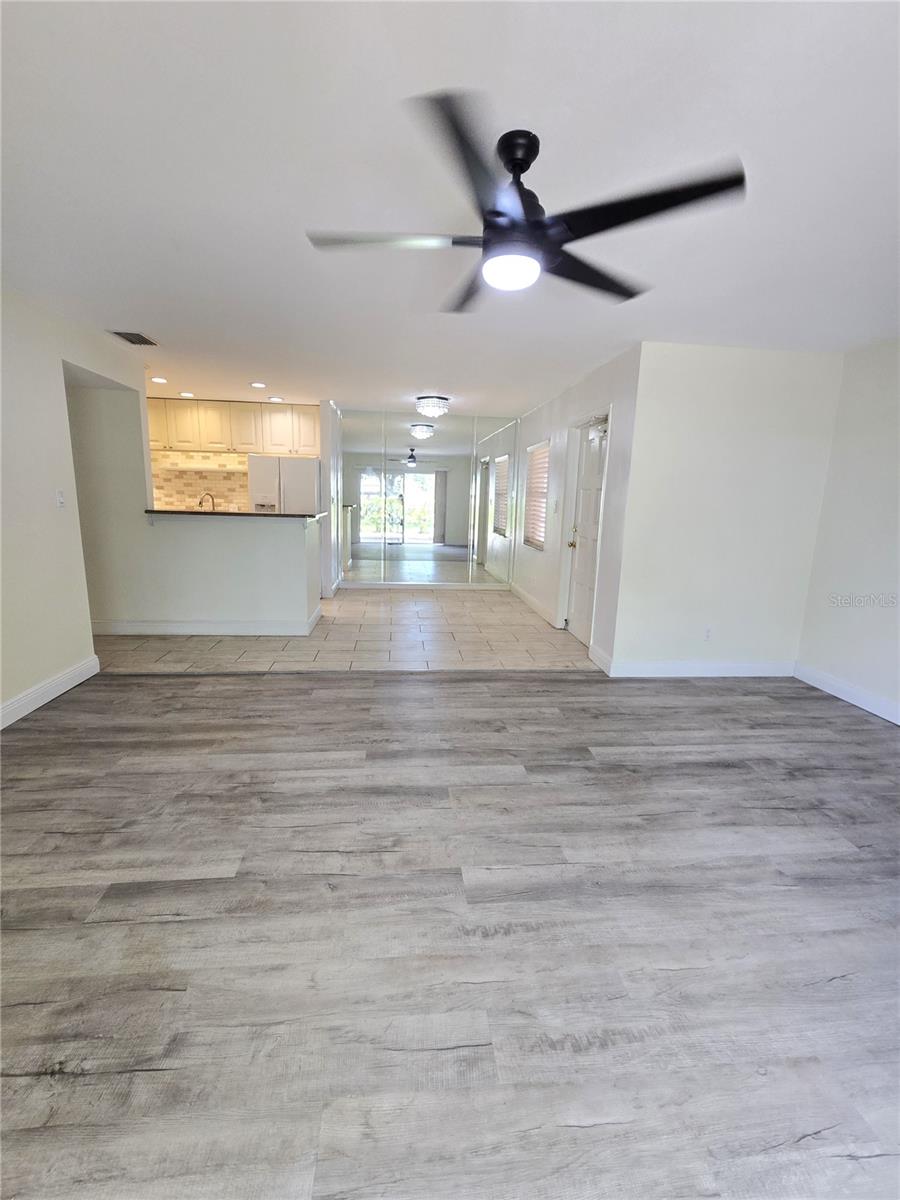 Image 9 of 42 For 8300 Bardmoor Boulevard 110