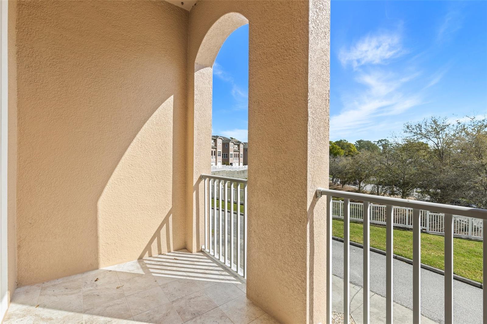 Image 21 of 43 For 94 Highland Avenue 2402