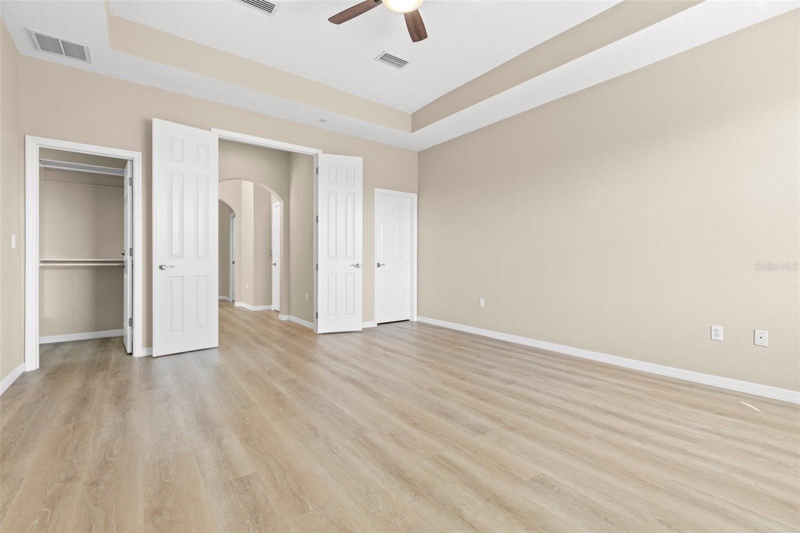Image 25 of 43 For 94 Highland Avenue 2402