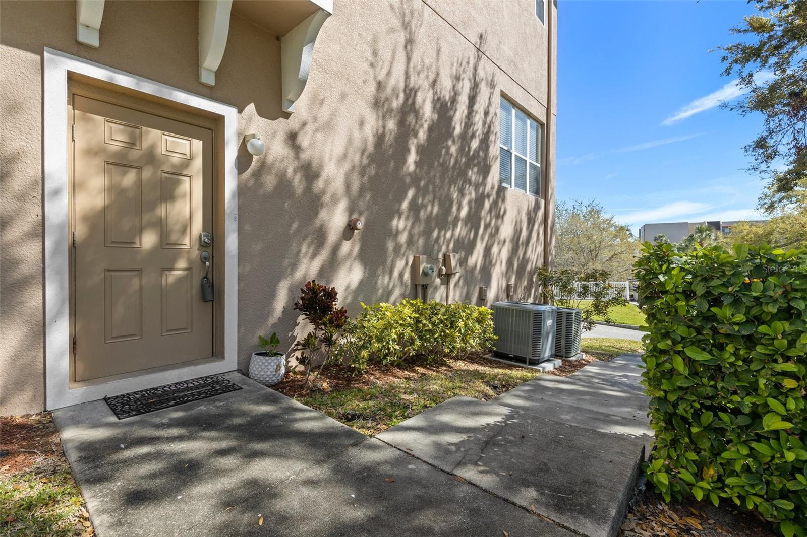 Image 5 of 43 For 94 Highland Avenue 2402