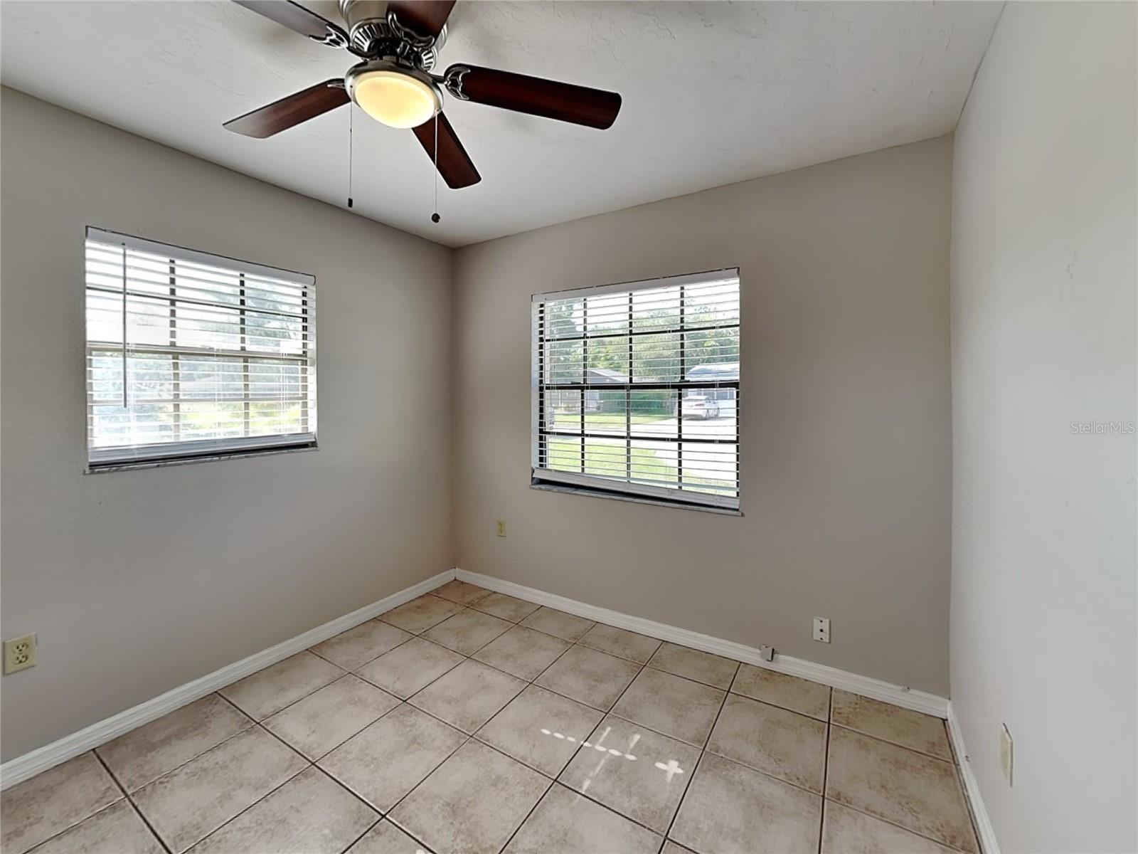 Image 11 of 16 For 1816 5th Street W