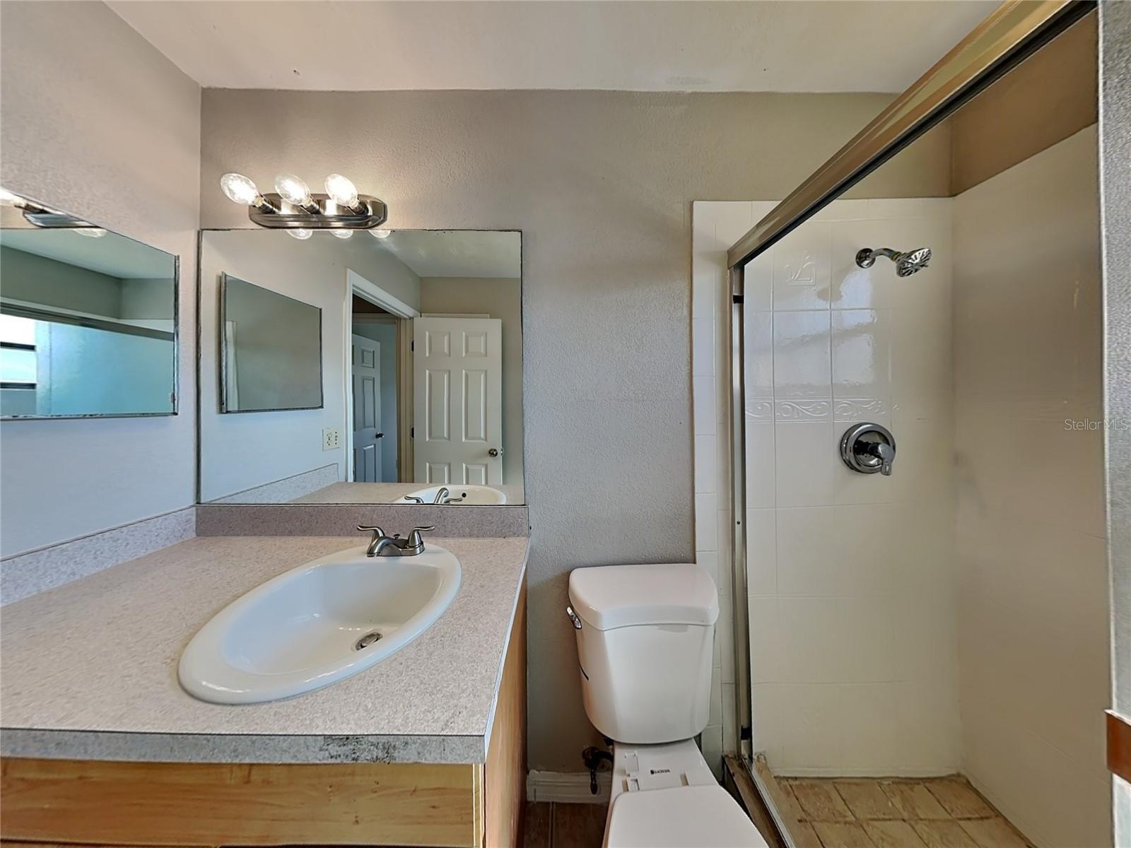 Image 13 of 16 For 1816 5th Street W