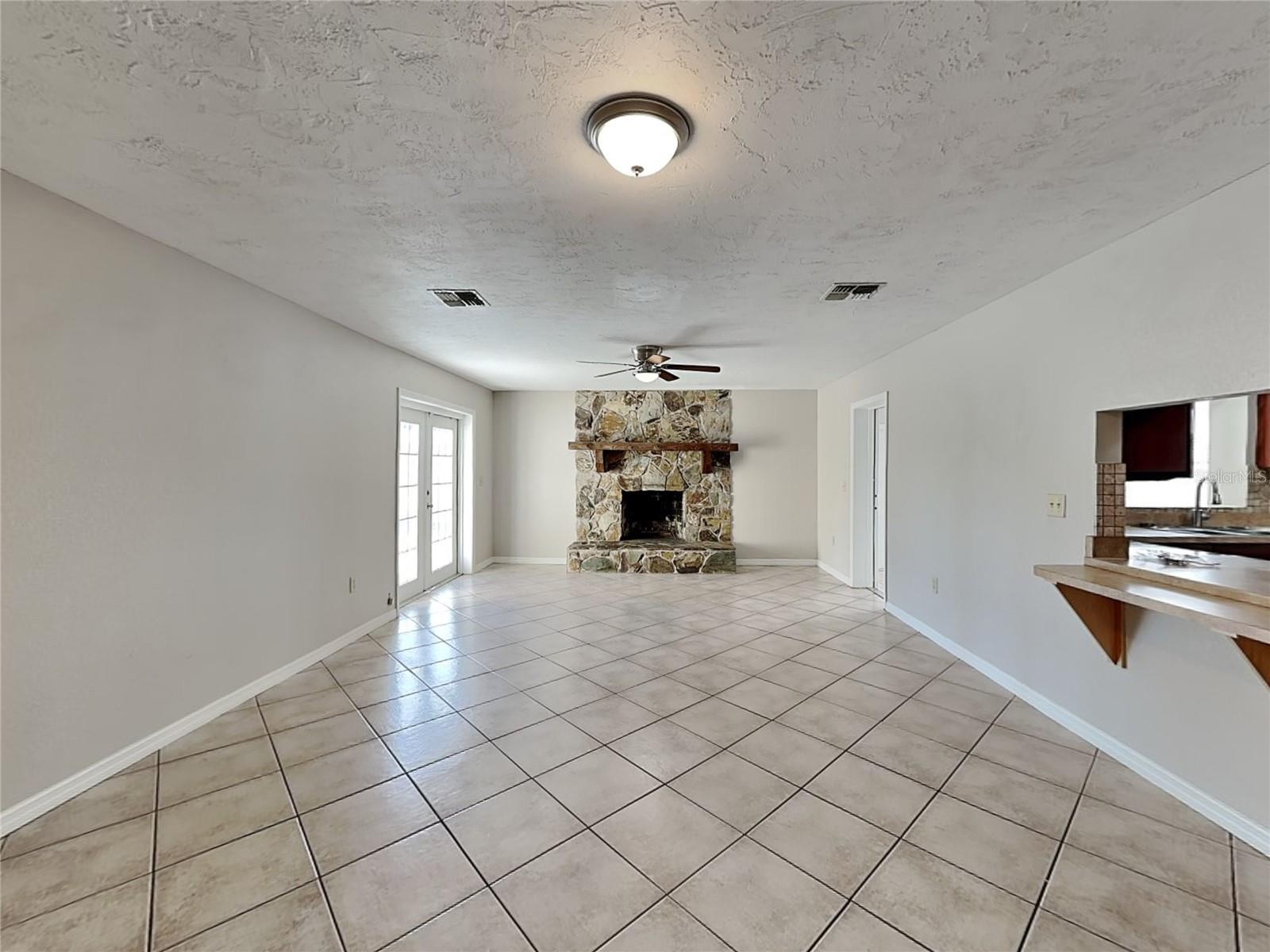 Image 2 of 16 For 1816 5th Street W
