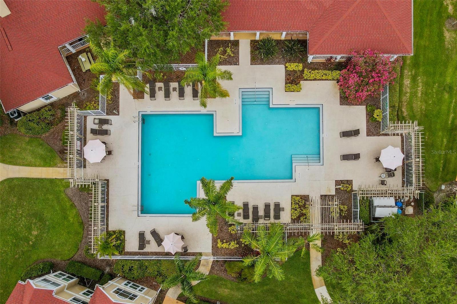 Listing photo id 24 for 9481 Highland Oak Drive 212