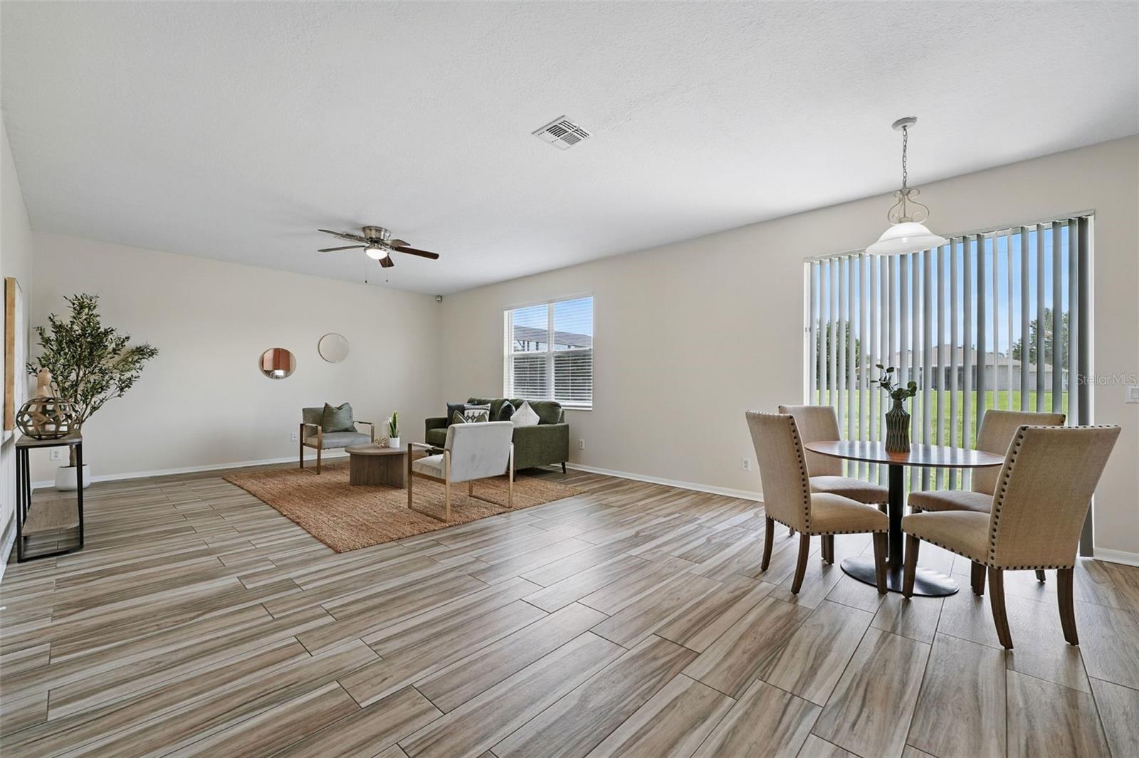Image 11 of 35 For 5233 Los Palma Vista Drive