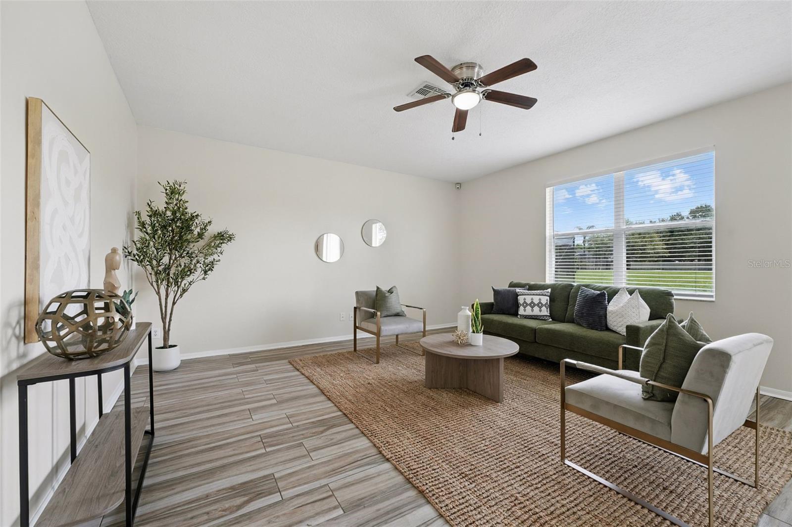 Image 12 of 35 For 5233 Los Palma Vista Drive