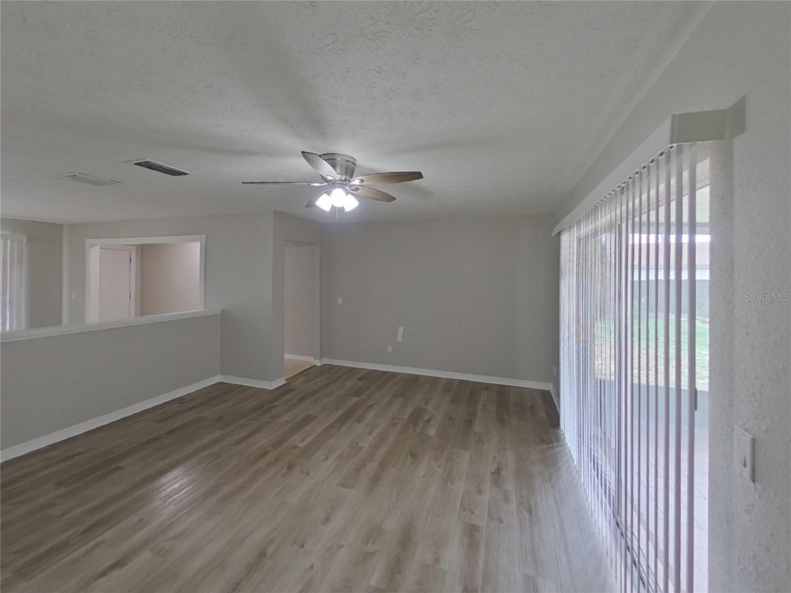 Image 4 of 24 For 114 Jeffrey Drive