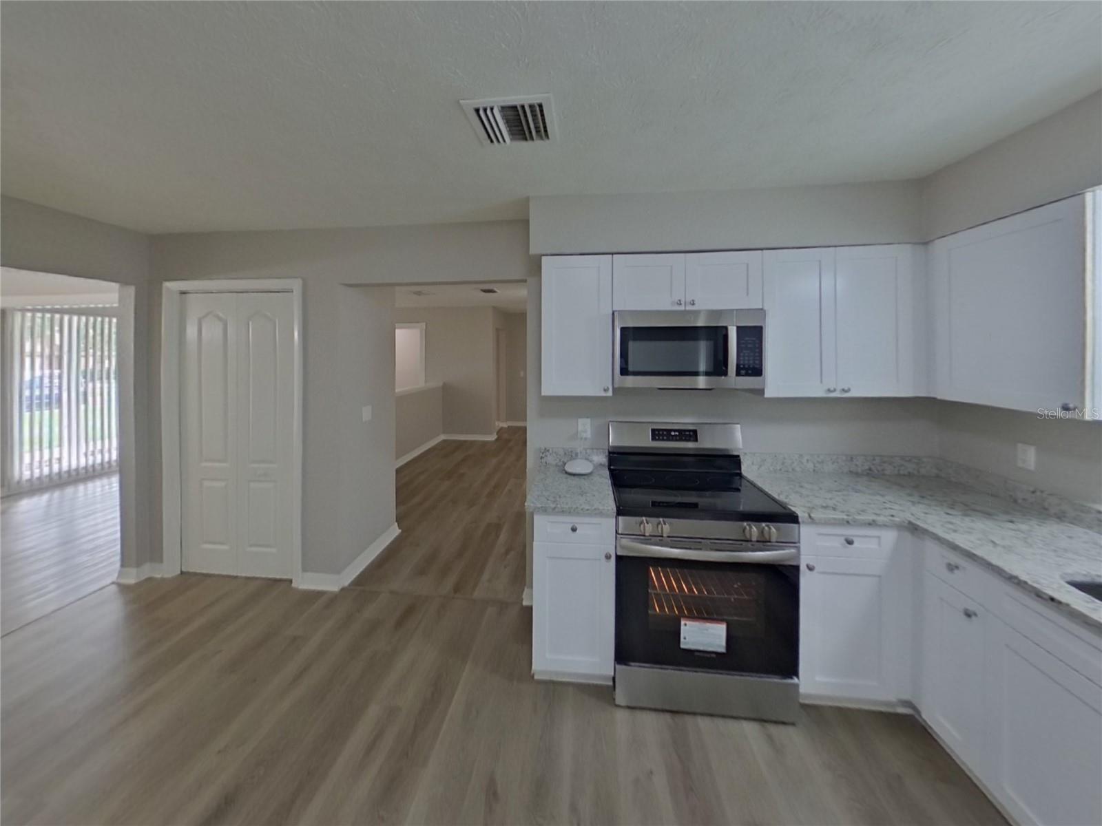 Image 9 of 24 For 114 Jeffrey Drive