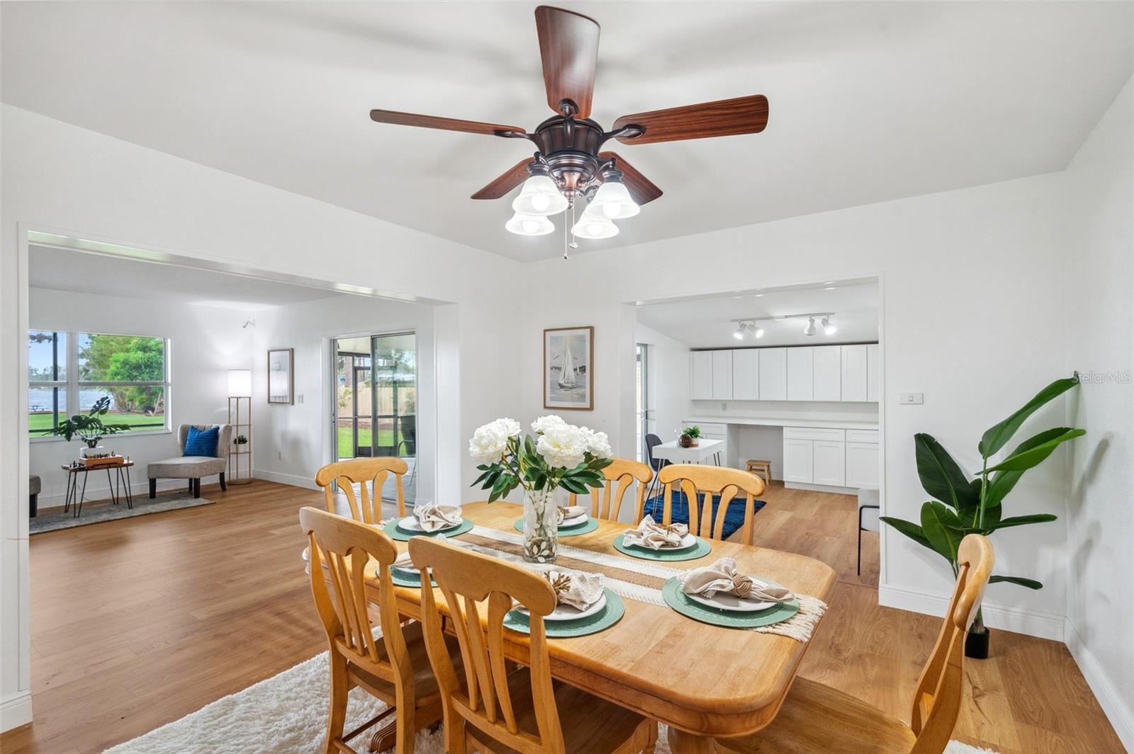 Image 11 of 78 For 21906 Shamu Drive