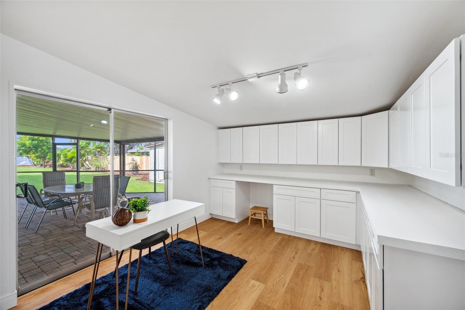 Image 17 of 78 For 21906 Shamu Drive