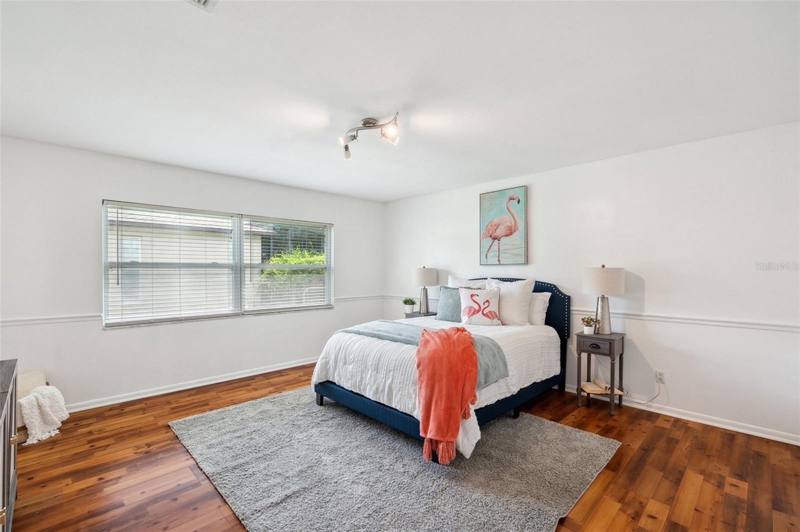 Image 33 of 78 For 21906 Shamu Drive