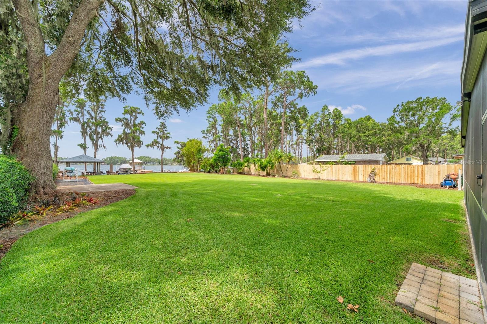 Image 40 of 78 For 21906 Shamu Drive