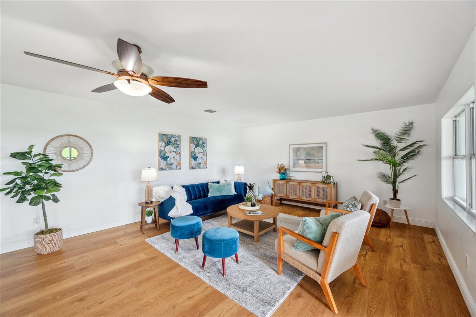 Image 55 of 78 For 21906 Shamu Drive