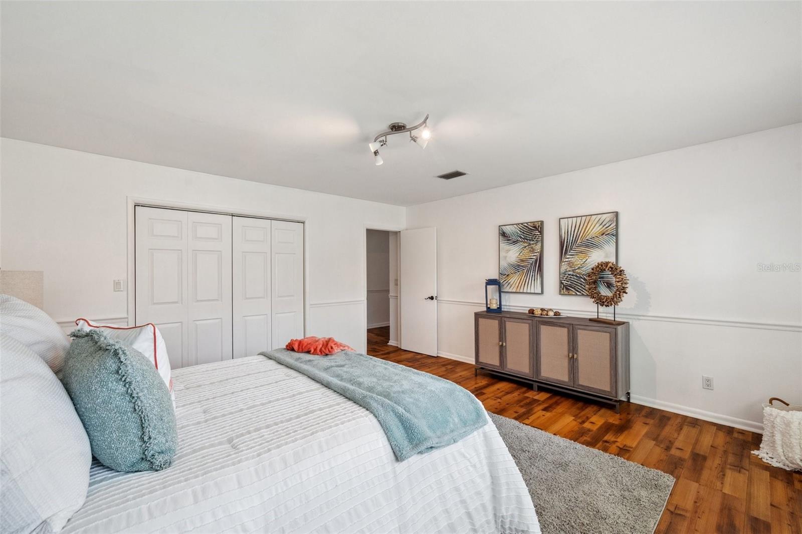 Image 60 of 78 For 21906 Shamu Drive