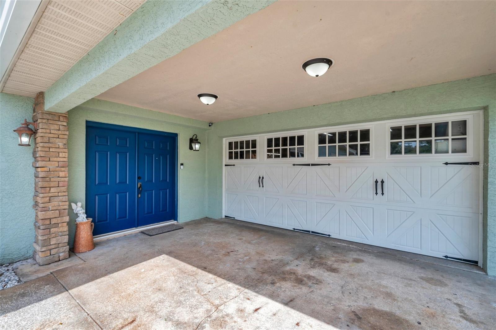 Image 7 of 78 For 21906 Shamu Drive
