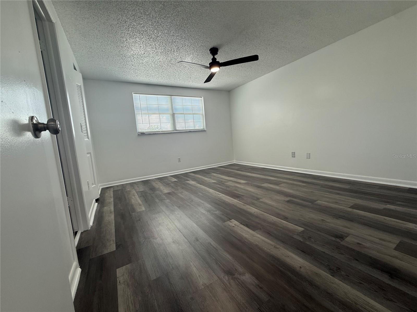 Image 11 of 31 For 7347 Pocahontas Avenue