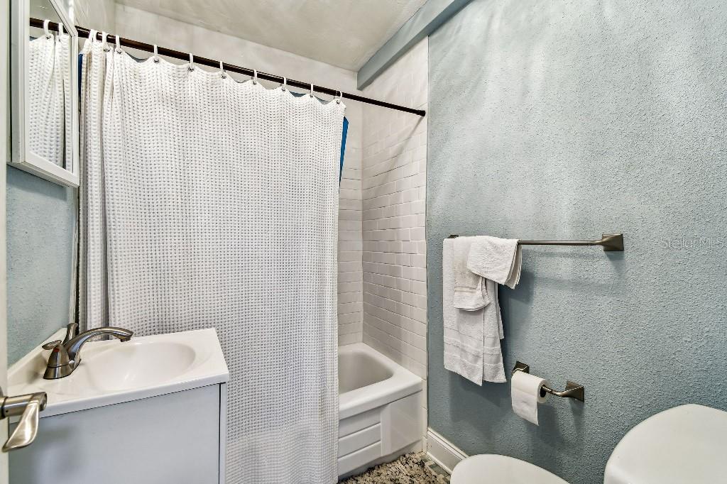 Image 23 of 27 For 3315 58th Avenue S 311