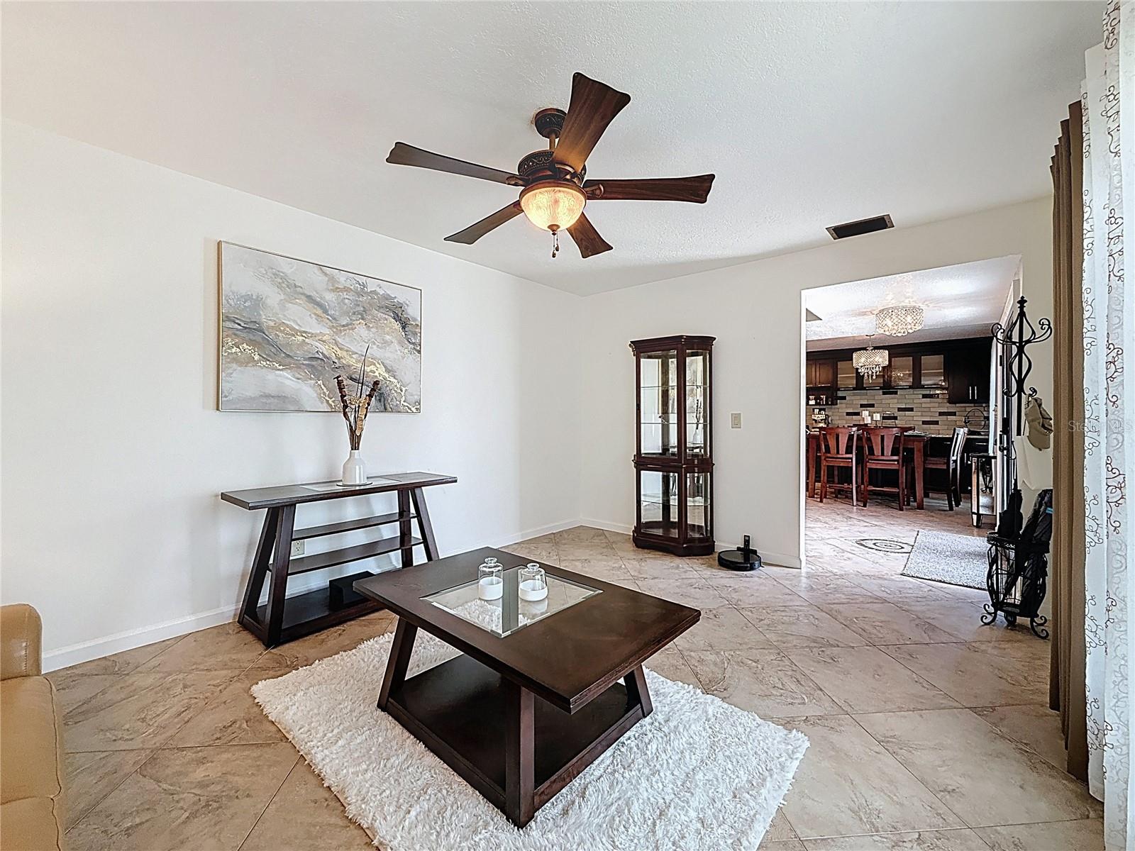 Image 14 of 63 For 7206 Timber Court