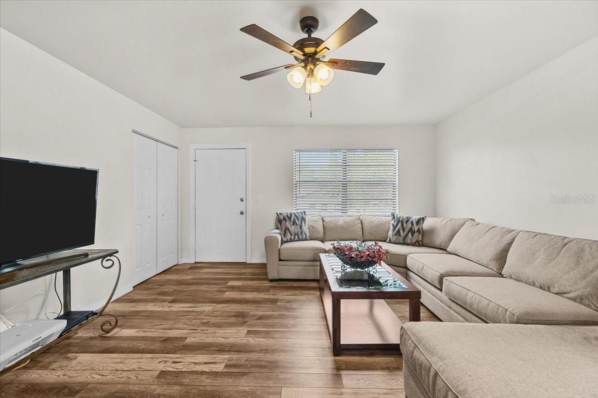 Image 2 of 32 For 4945 91st Avenue N 30