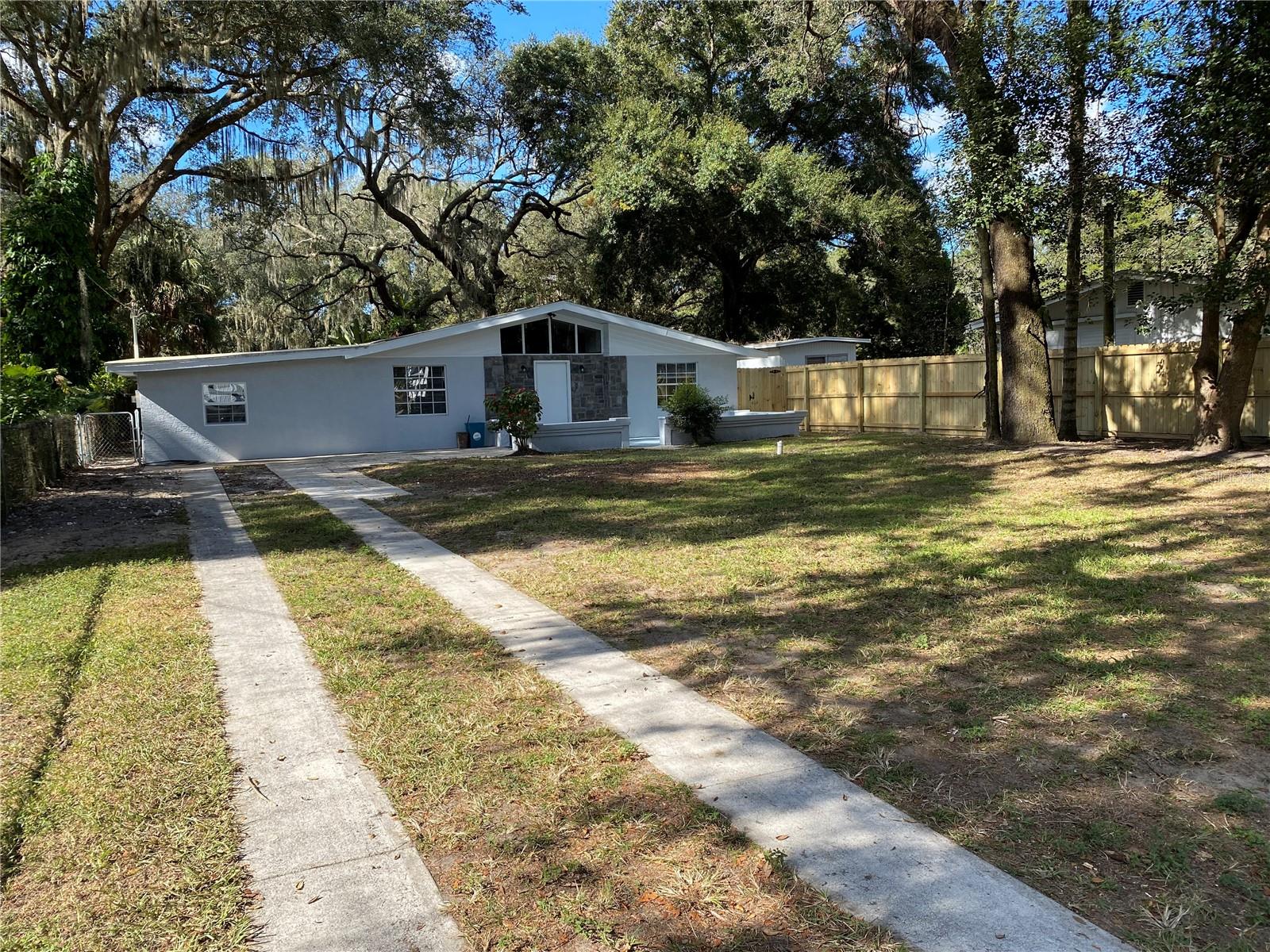 Image 2 of 95 For 4409 Plum Street