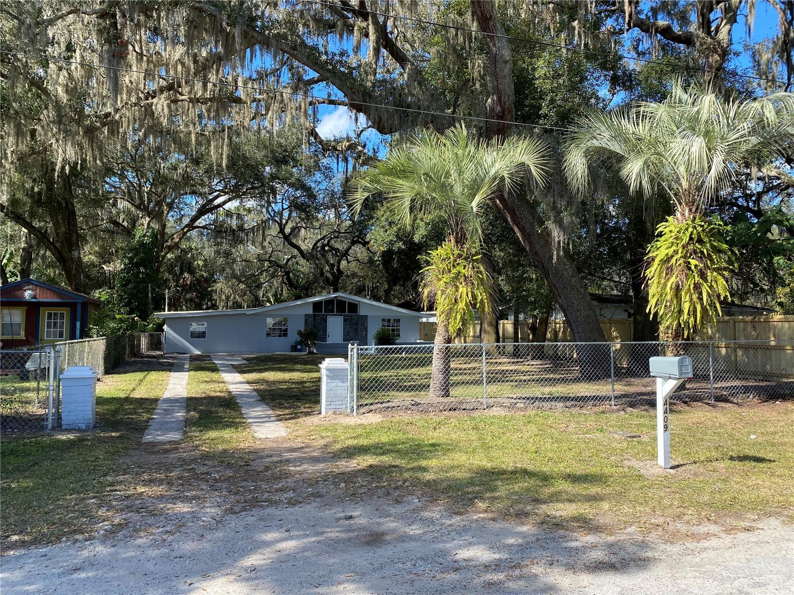 Image 74 of 95 For 4409 Plum Street