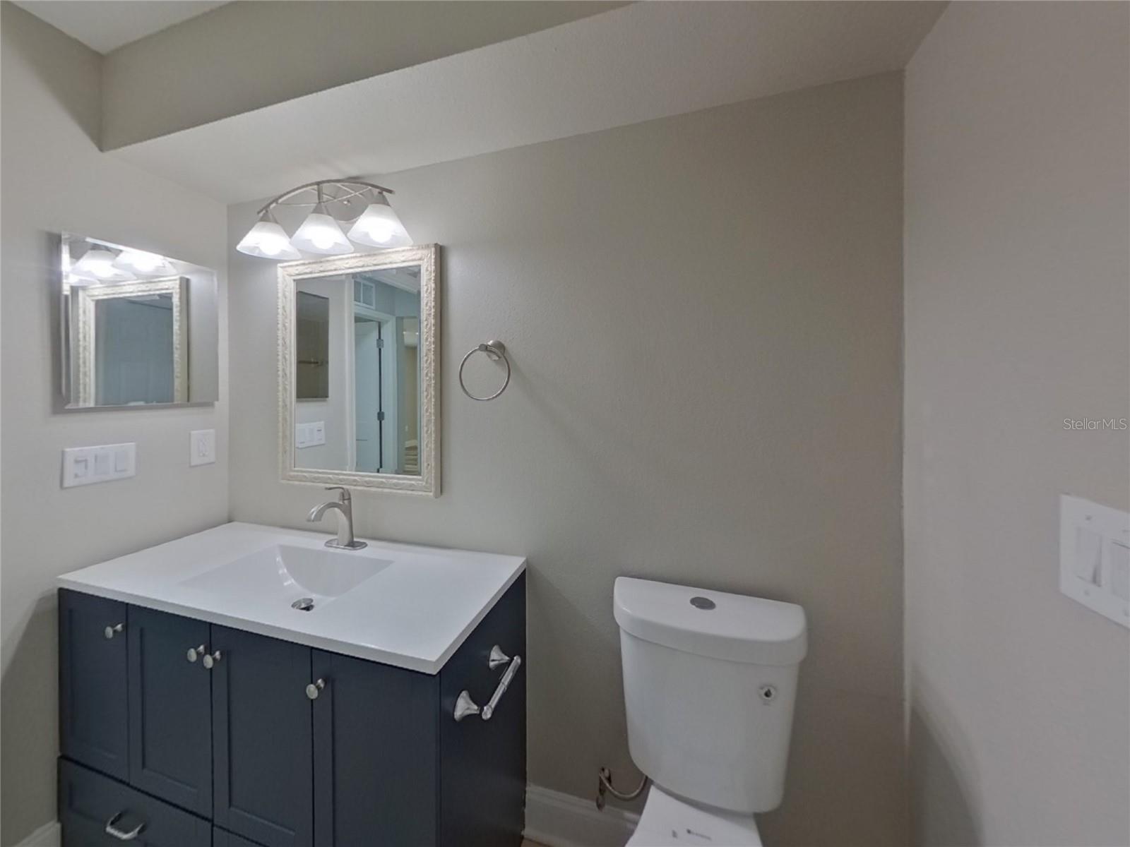 Image 13 of 18 For 1535 Bay Hill Circle