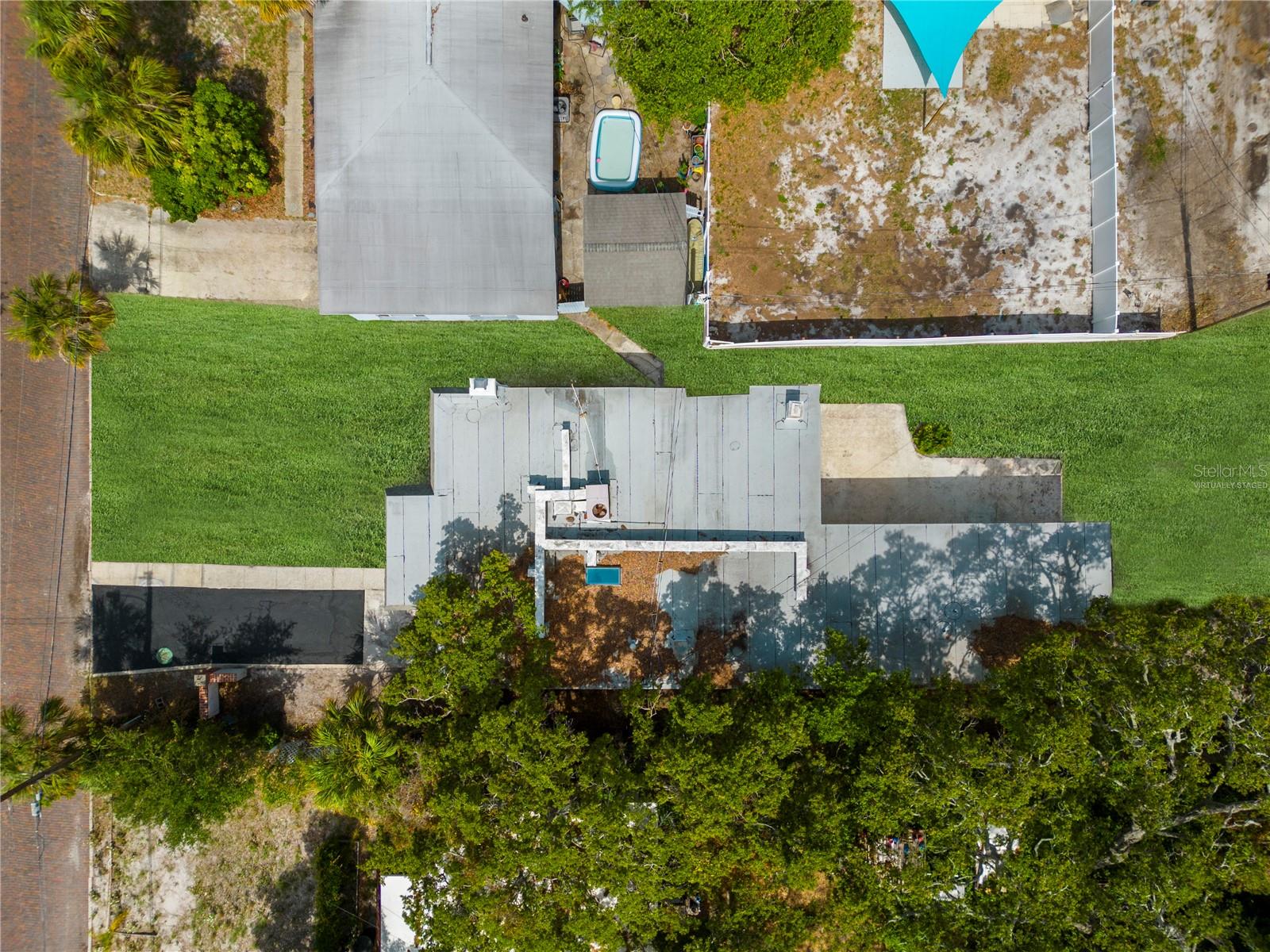 Image 21 of 25 For 6375 Emerson Avenue S