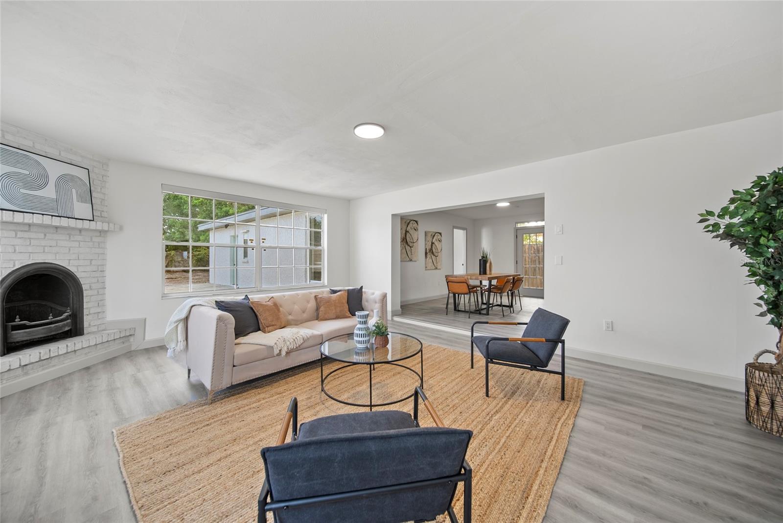 Image 9 of 25 For 6375 Emerson Avenue S