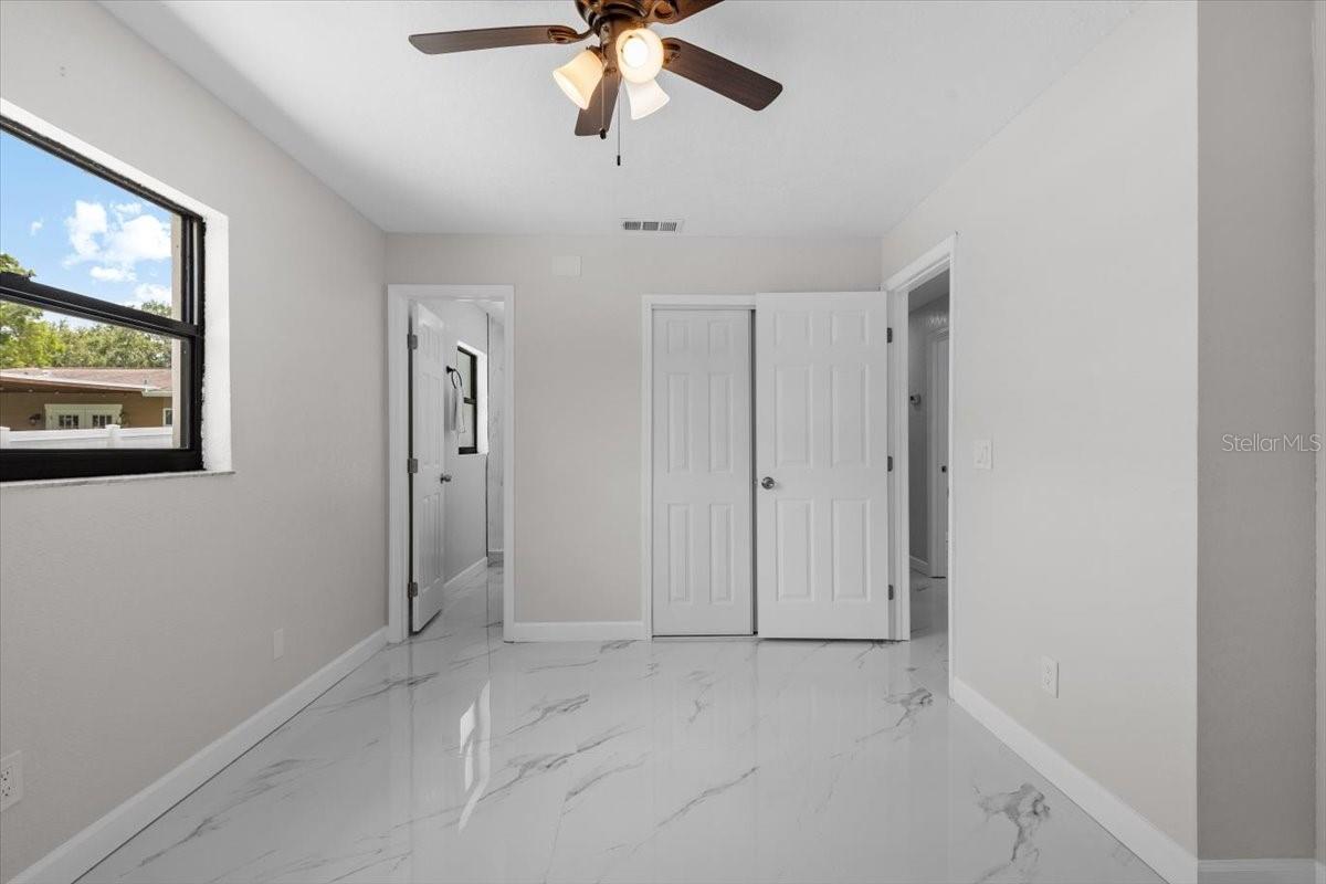 Image 18 of 28 For 6370 Elmhurst Drive
